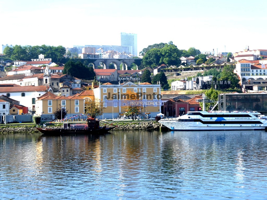 Terreno p/ contr. altura