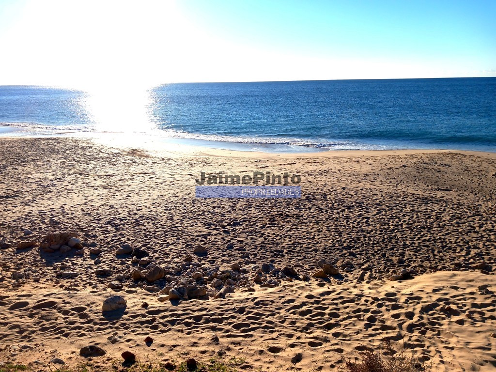 Terreno p/ contr. altura